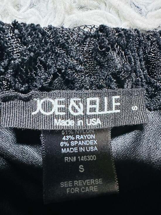 Joe & Elle Black Floral Lace Flare Leggings - Picture 3 of 3